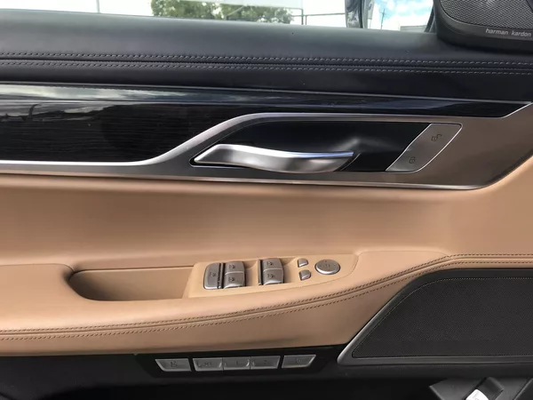 BMW Řada 7 730D X-DRIVE ,360,HUD,ČR,DPH.. - foto 13