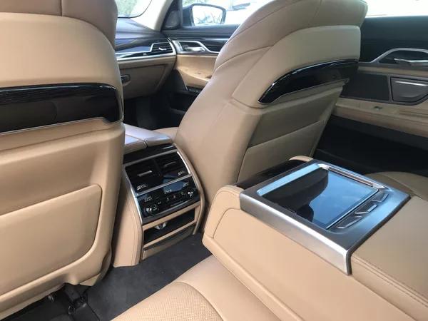 BMW Řada 7 730D X-DRIVE ,360,HUD,ČR,DPH.. - foto 14