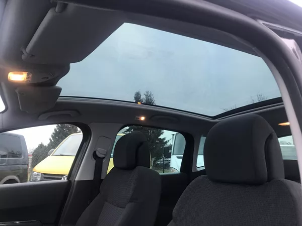 Peugeot 3008 1.6 Benzín 115 ,6-KVALT,KLIMA. - foto 14