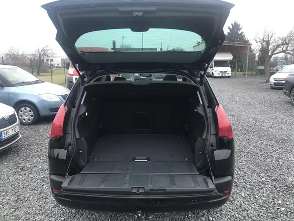 Peugeot 3008 1.6 Benzín 115 ,6-KVALT,KLIMA. - foto 8