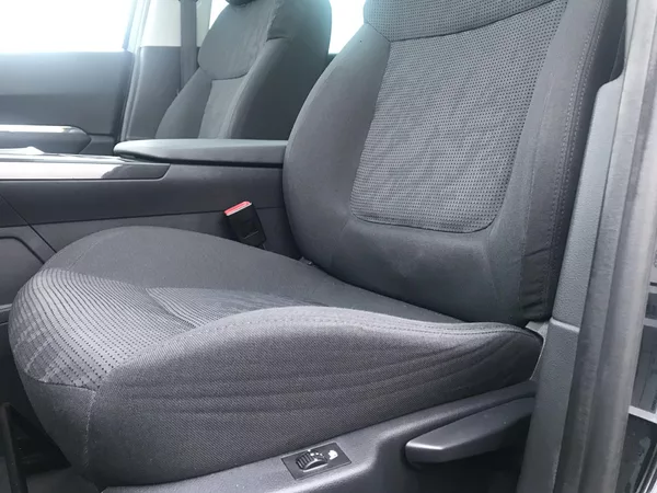 Peugeot 3008 1.6 Benzín 115 ,6-KVALT,KLIMA. - foto 9