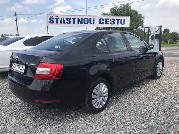 Škoda Octavia 1.6 TDI 85 KW,TEMPOMAT,ČR.. - foto 5