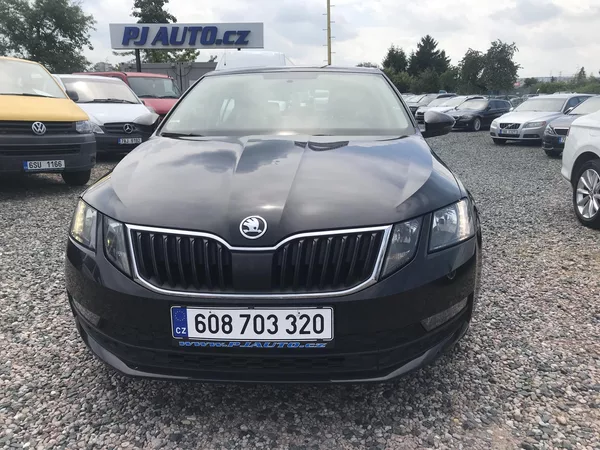 Škoda Octavia 1.6 TDI 85 KW,TEMPOMAT,ČR.. - foto 2