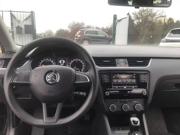 Škoda Octavia 1.6 TDI 85 KW,TEMPOMAT,KLIMA - foto 13