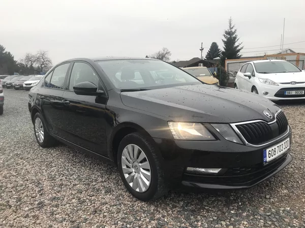 Škoda Octavia 1.6 TDI 85 KW,TEMPOMAT,KLIMA - foto 3