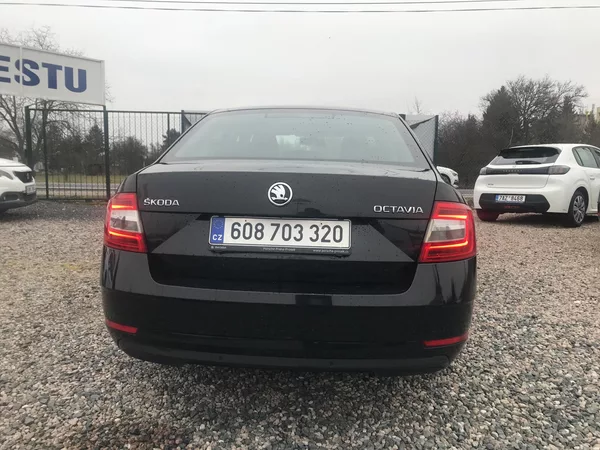 Škoda Octavia 1.6 TDI 85 KW,TEMPOMAT,KLIMA - foto 6