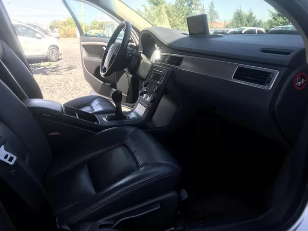 Volvo V70 2.0 D 100 KW,NAVI,STAV,CENA.. - foto 11