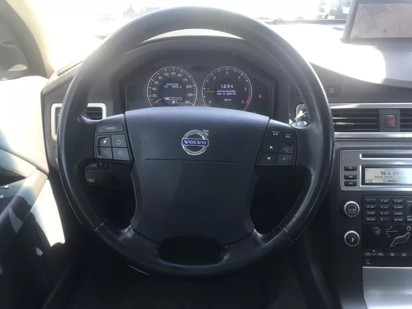 Volvo V70 2.0 D 100 KW,NAVI,STAV,CENA.. - foto 12