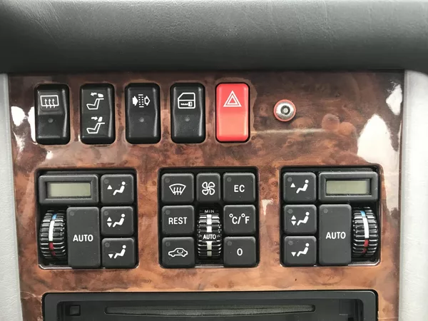 Mercedes-Benz Třídy S S 600 W12 290 KW,AUT.KUPÉ... - foto 15
