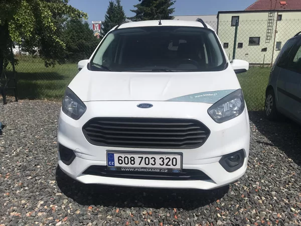 Ford Tourneo Courier 1.0 EcoBoost 74 KW VADA MOTORU - foto 2