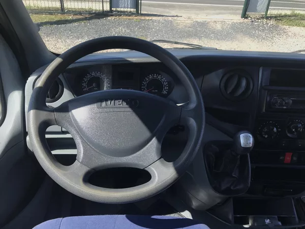 Iveco Daily 2.3 HTP 71,KLIMA,6-MÍST,ČR.... - foto 12
