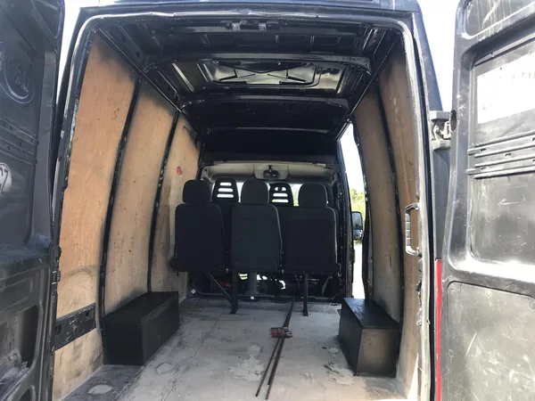 Iveco Daily 2.3 HTP 71,KLIMA,6-MÍST,ČR.... - foto 8