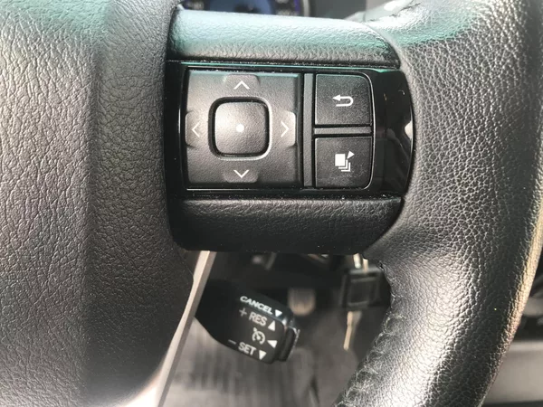 Toyota Hilux 2.4 D 110 ,4x4,AUT.ČR... - foto 13