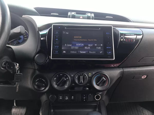 Toyota Hilux 2.4 D 110 ,4x4,AUT.ČR... - foto 18