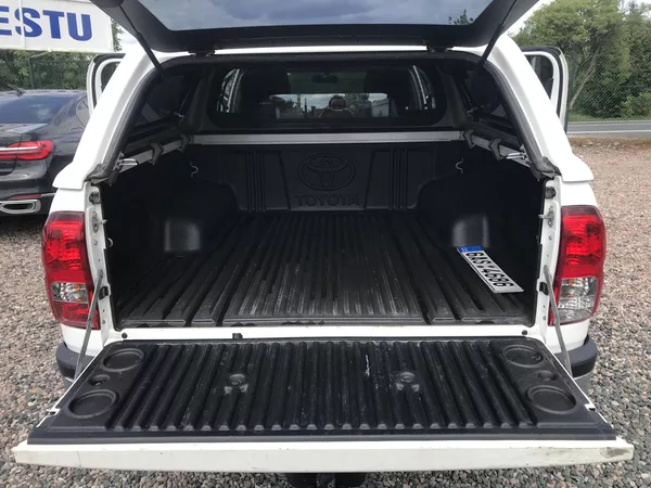 Toyota Hilux 2.4 D 110 ,4x4,AUT.ČR... - foto 20