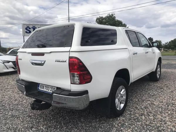 Toyota Hilux 2.4 D 110 ,4x4,AUT.ČR... - foto 5