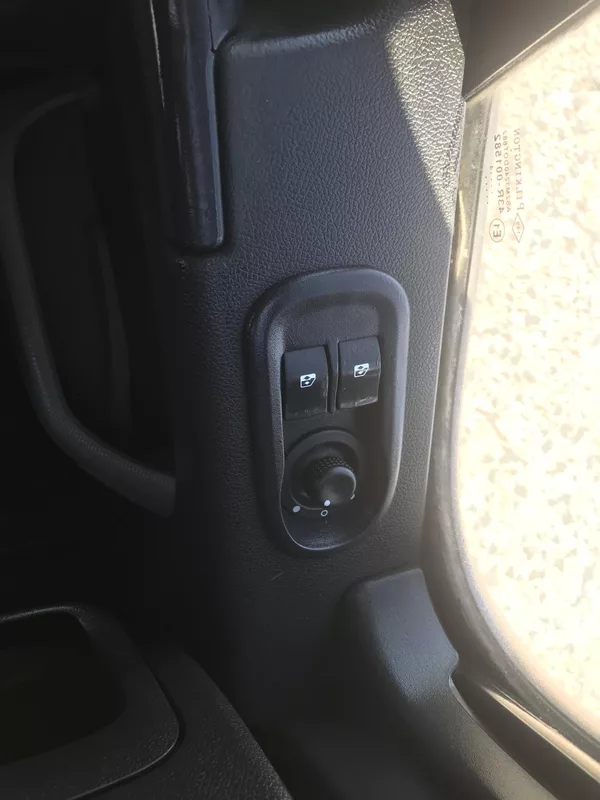 Renault Master 2.3 DCI 92 KW,KLIMA,7-MÍST,ČR. - foto 8