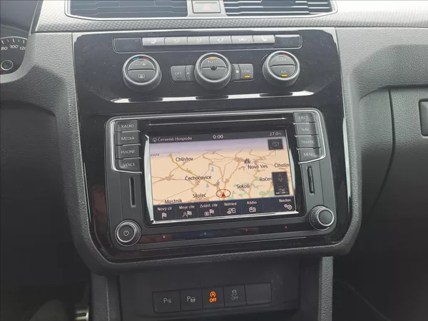 Volkswagen Caddy 2,0 TDI DSG 4MOTION - foto 13
