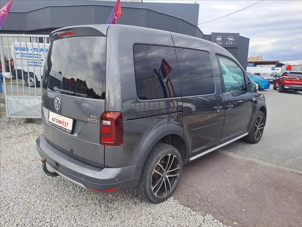 Volkswagen Caddy 2,0 TDI DSG 4MOTION - foto 3