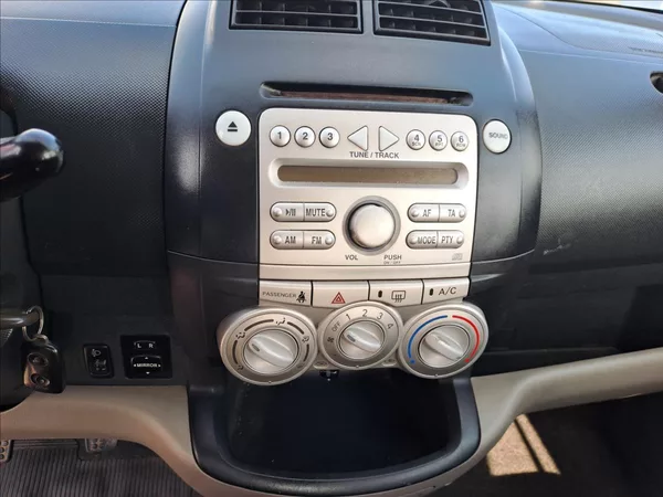 Daihatsu Sirion 1,0 i - foto 12