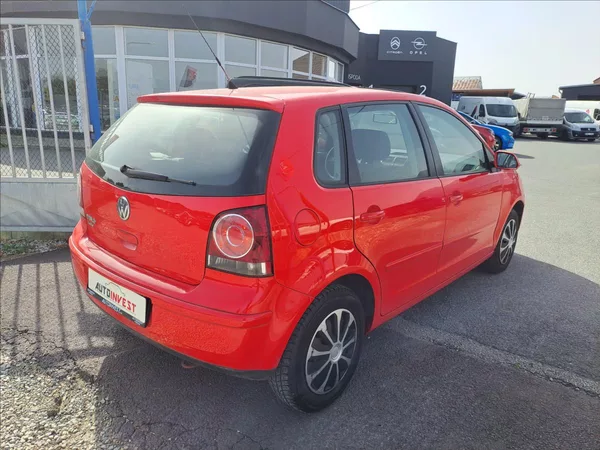Volkswagen Polo 1,0 i - foto 3