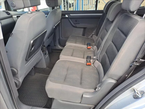Volkswagen Touran 1,4 TSI CNG DSG - foto 6