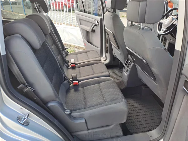 Volkswagen Touran 1,4 TSI CNG DSG - foto 7