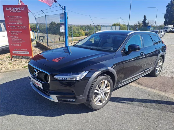 Volvo V90 T5 CC AWD CZ,1.MAJITEL,DPH