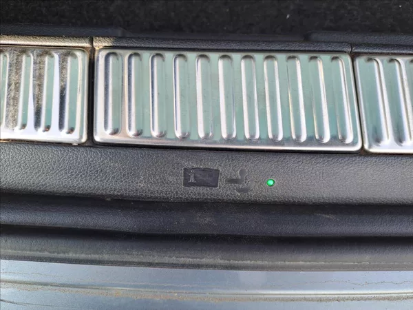 Škoda Superb 2,0 TDI 4x4 - foto 17