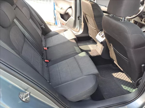 Škoda Superb 2,0 TDI 4x4 - foto 7