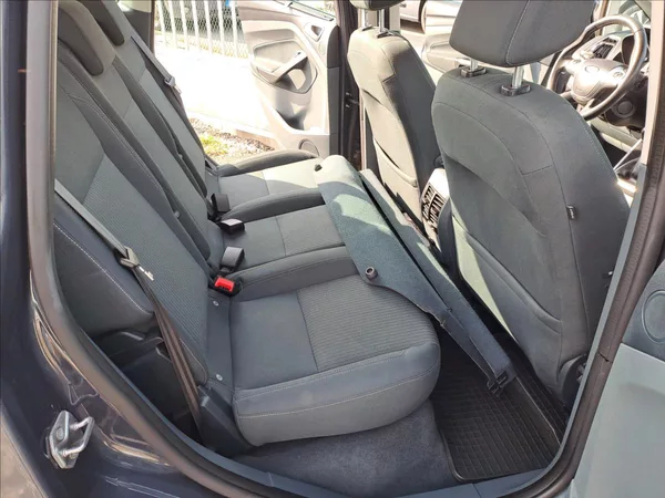 Ford C-MAX 2,0 TDCI - foto 7