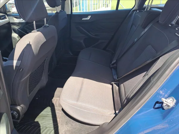 Ford Focus 1,0 EcoBoost AUTOMAT - foto 6