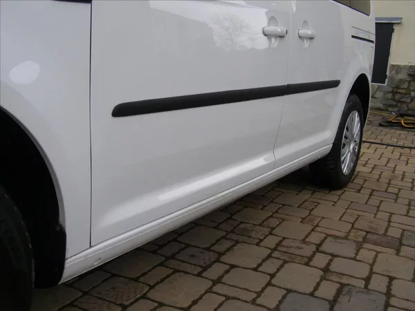 Volkswagen Caddy 2,0 TDI TEMPOMAT 2 majitel - foto 10