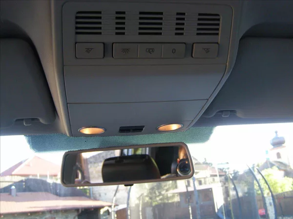 Volkswagen Multivan 2,0 1 MAJITEL 2x soupacky 18 - foto 22