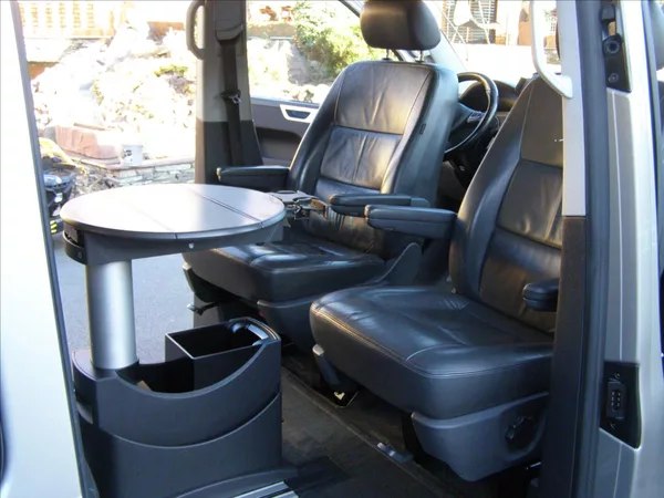 Volkswagen Multivan 2,0 1 MAJITEL 2x soupacky 18 - foto 34