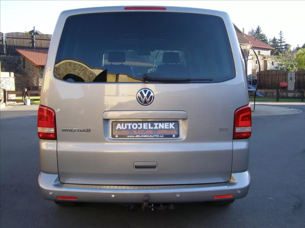 Volkswagen Multivan 2,0 1 MAJITEL 2x soupacky 18 - foto 5