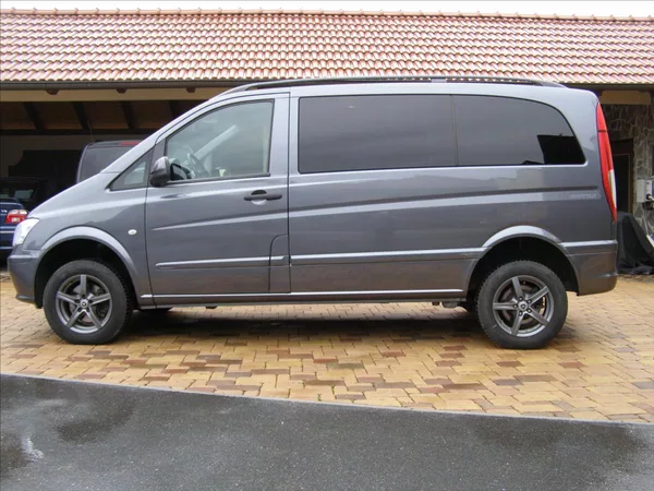 Mercedes-Benz Vito 2,2 4x4 po STK - foto 2