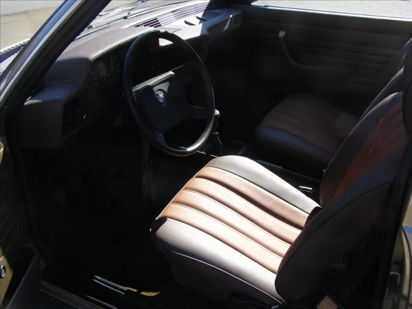 BMW Řada 3 1,8 - foto 14