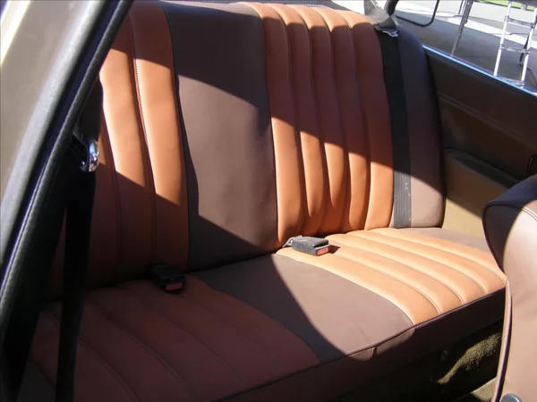 BMW Řada 3 1,8 - foto 20