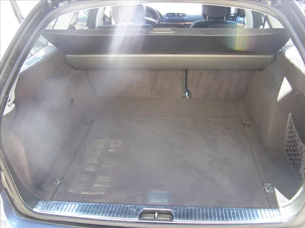 Mercedes-Benz Třídy E 2,2 SLEVA - foto 19