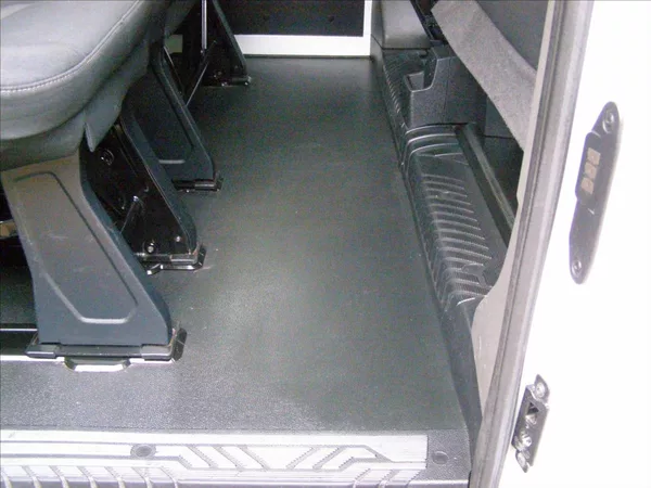 Ford Tourneo Custom 2,0 MINIBUS CUSTOM Facelift - foto 18