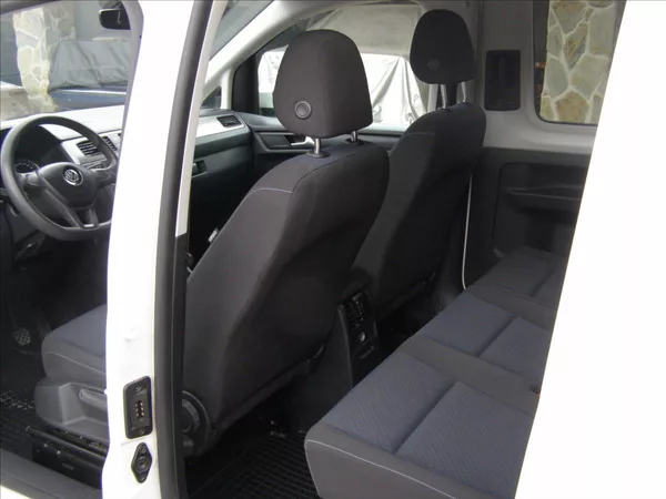 Volkswagen Caddy 2,0 TDI TEMPOMAT 2 majitel - foto 16