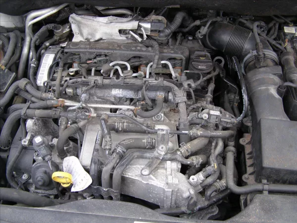 Volkswagen Caddy 2,0 TDI TEMPOMAT 2 majitel - foto 24