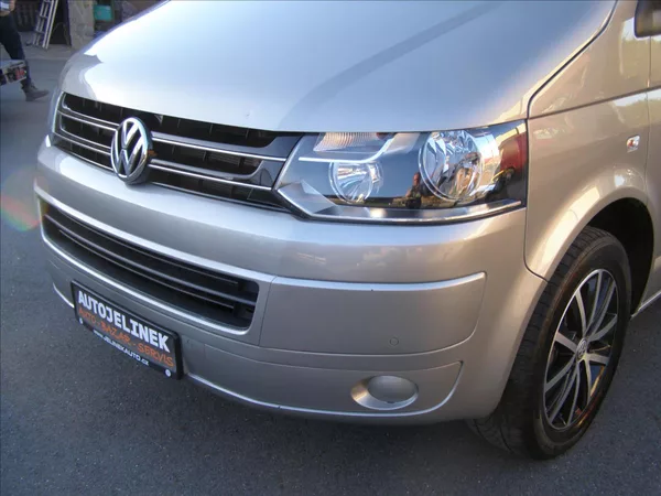 Volkswagen Multivan 2,0 1 MAJITEL 2x soupacky 18 - foto 10