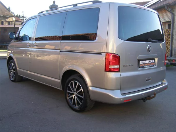 Volkswagen Multivan 2,0 1 MAJITEL 2x soupacky 18 - foto 3