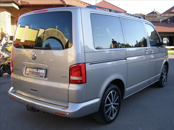 Volkswagen Multivan 2,0 1 MAJITEL 2x soupacky 18 - foto 6