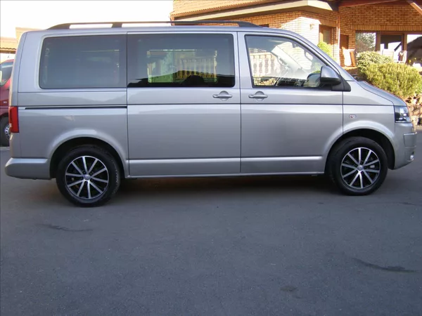 Volkswagen Multivan 2,0 1 MAJITEL 2x soupacky 18 - foto 7