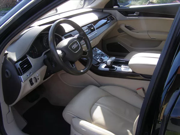 Audi A8 6,3 L W12 FSI quattro Tiptron - foto 19