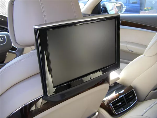 Audi A8 6,3 L W12 FSI quattro Tiptron - foto 23