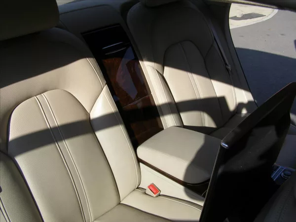 Audi A8 6,3 L W12 FSI quattro Tiptron - foto 41